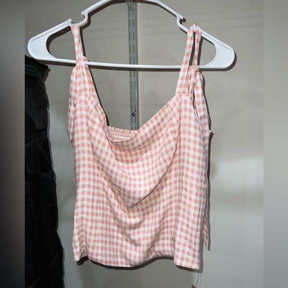 Brand New Reformation Gingham Ellora Top. - Picture 2 of 4